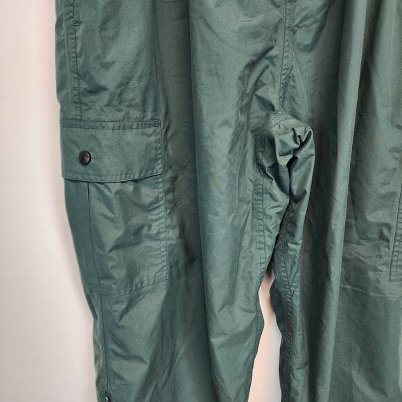 Vintage Field & Stream Water Resistant Cargo Pants Size XL Green Nylon Ankle Zip - Picture 3 of 9